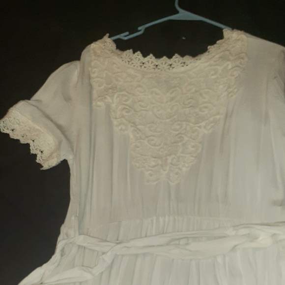 Dress - Picture 3 of 5